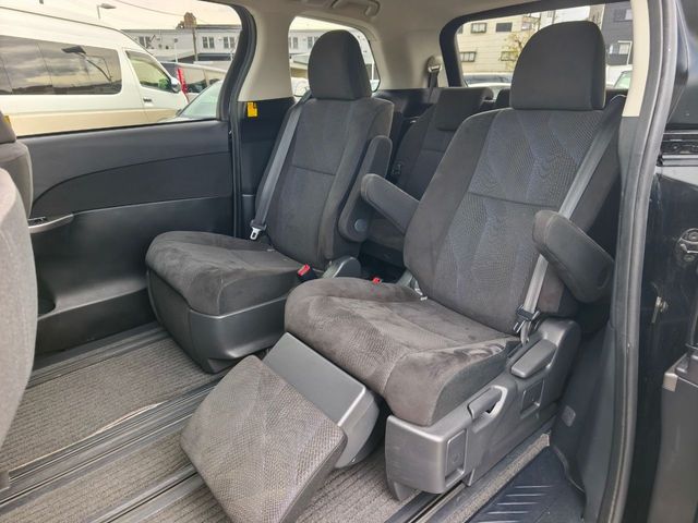 TOYOTA ESTIMA 2012 Image 31