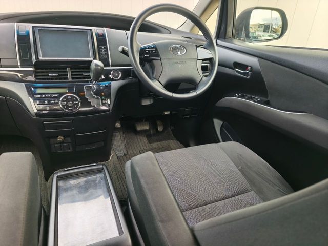 TOYOTA ESTIMA 2012 Image 31