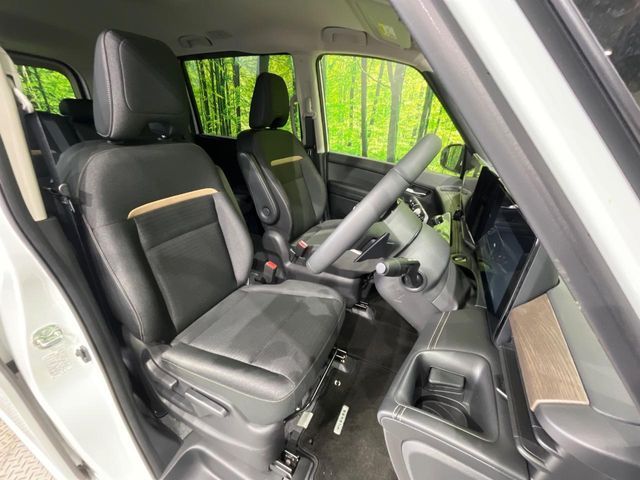 NISSAN SERENA  WG 2023 Image 31