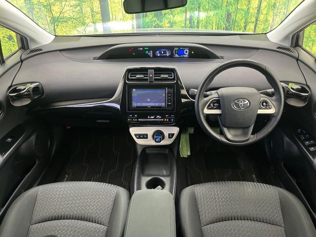 TOYOTA PRIUS 2016 Image 31