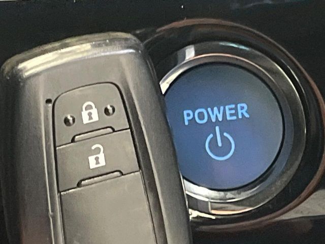 TOYOTA PRIUS 2016 Image 31