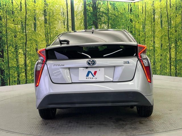 TOYOTA PRIUS 2016 Image 31