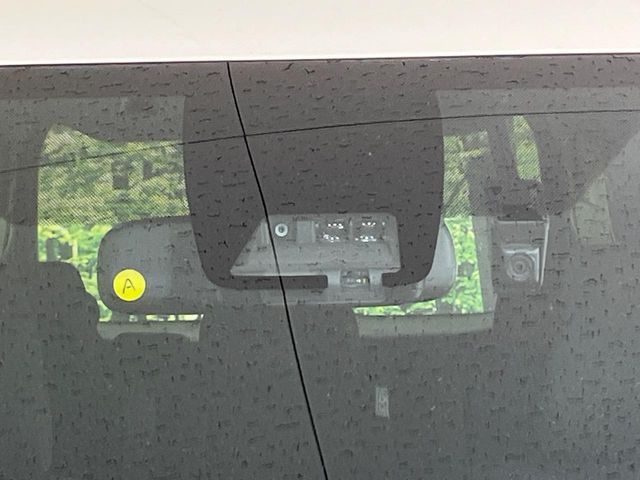 TOYOTA NOAH 2017 Image 31