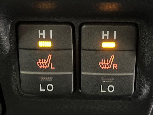 TOYOTA NOAH 2017 Image 31