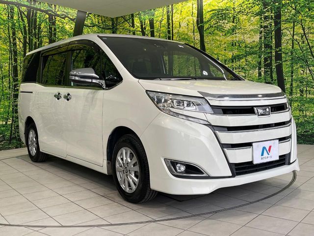 TOYOTA NOAH 2017 Image 31