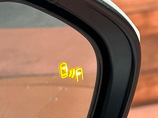 TOYOTA YARIS CROSS HYBRID 2021 Image 31