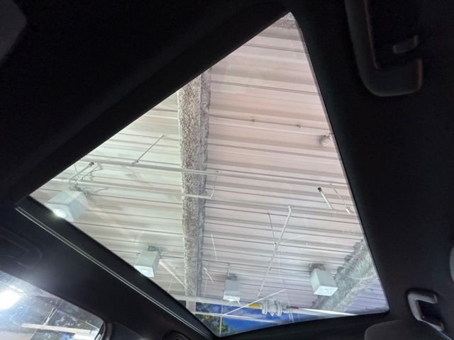 TOYOTA COROLLA CROSS HYBRID 2024 Image 31