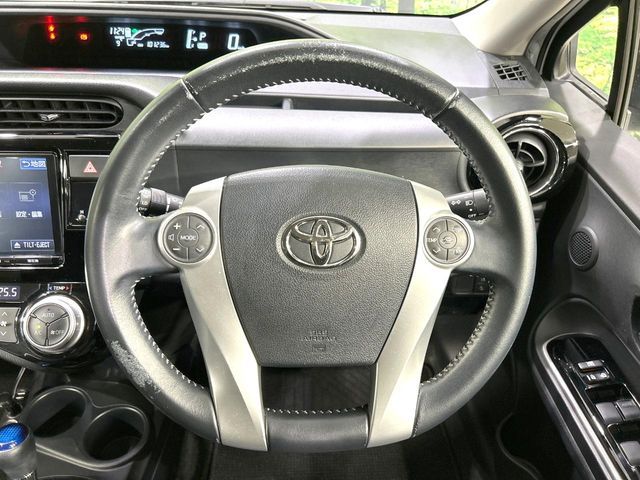 TOYOTA AQUA 2017 Image 31
