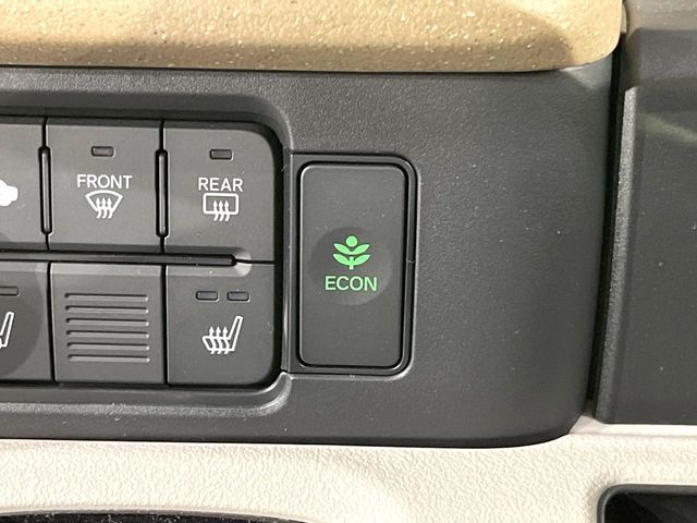 HONDA N BOX 2025 Image 31