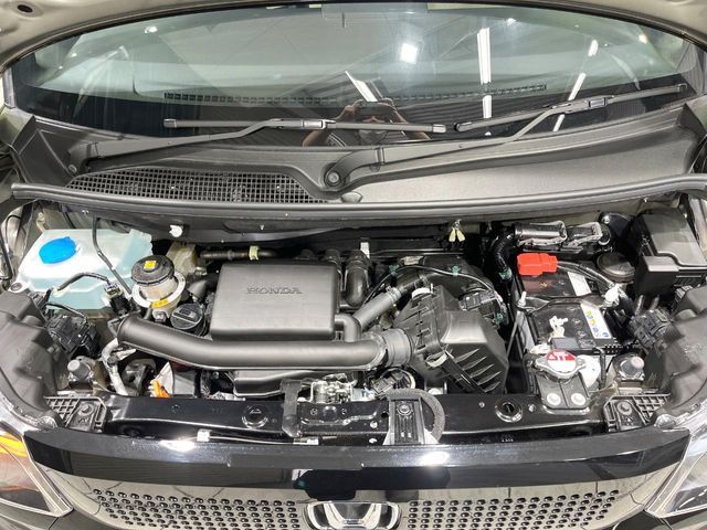 HONDA N BOX 2025 Image 31