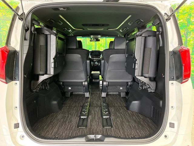 TOYOTA ALPHARD 4WD 2021 Image 31