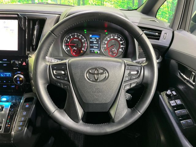 TOYOTA ALPHARD 4WD 2021 Image 31
