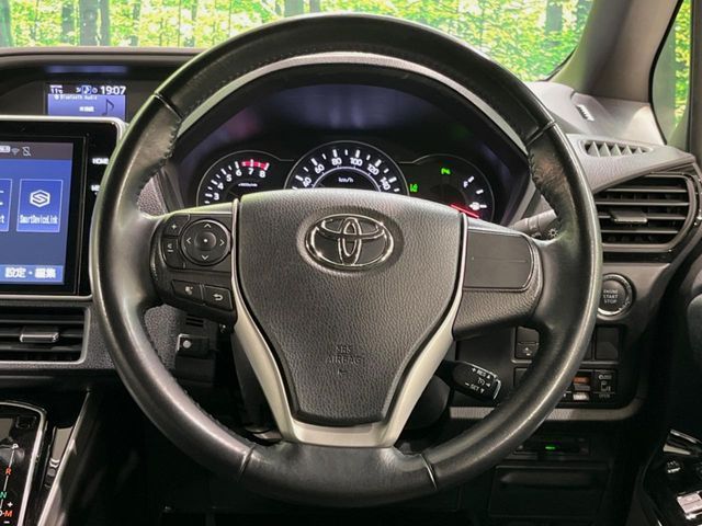 TOYOTA VOXY 2020 Image 31