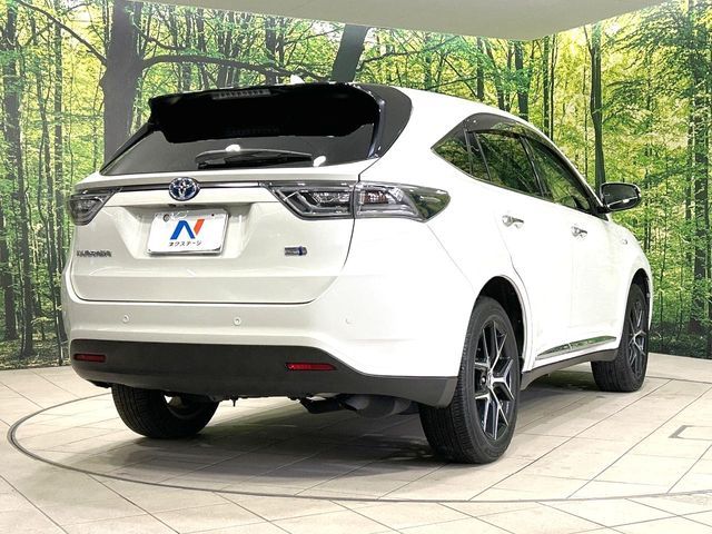 TOYOTA HARRIER HYBRID 2017 Image 31
