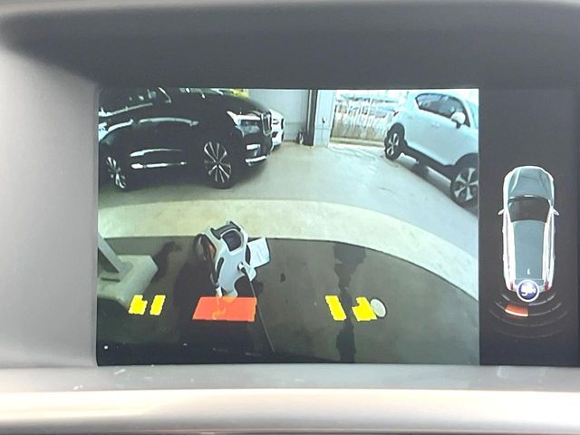 VOLVO V60 2016 Image 31