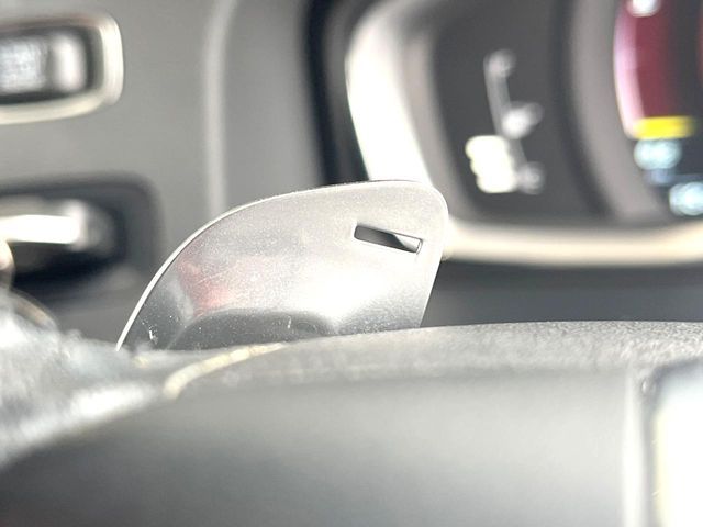 VOLVO V60 2016 Image 31