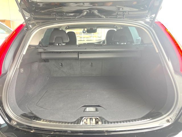 VOLVO V60 2016 Image 31