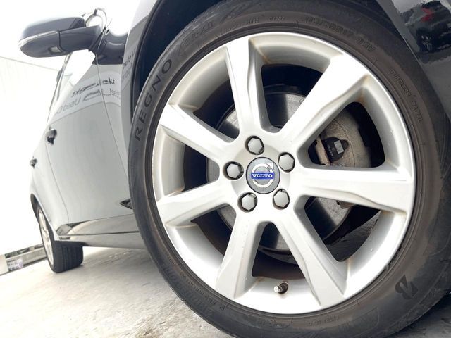 VOLVO V60 2016 Image 31