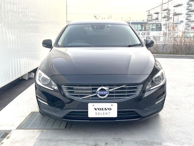 VOLVO V60 2016 Image 31
