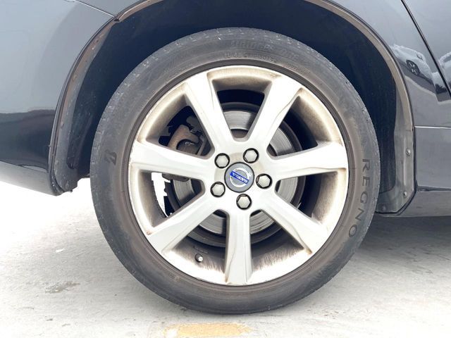 VOLVO V60 2016 Image 31