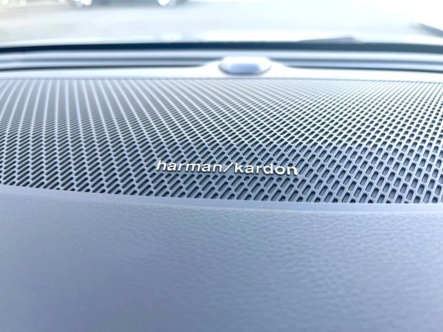 VOLVO V60 2025 Image 31