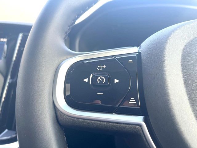 VOLVO V60 2025 Image 31