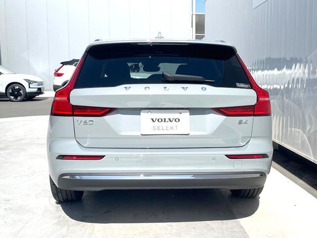 VOLVO V60 2025 Image 31