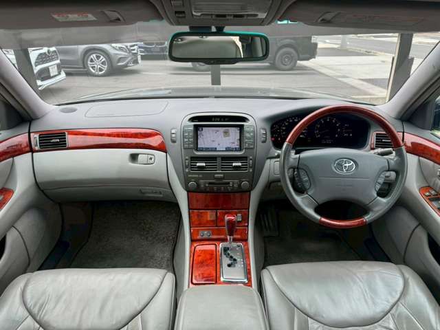 TOYOTA CELSIOR 2001 Image 31