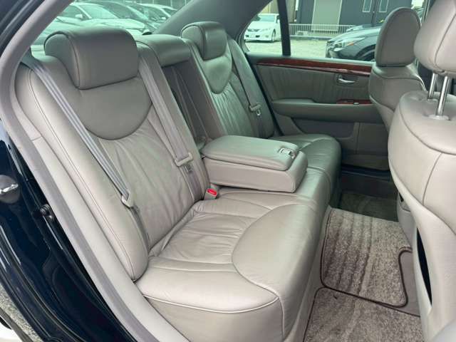 TOYOTA CELSIOR 2001 Image 31