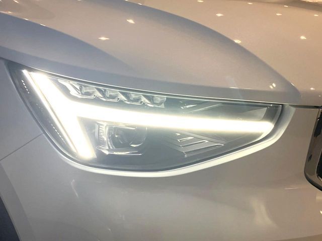 VOLVO XC40 2024 Image 31