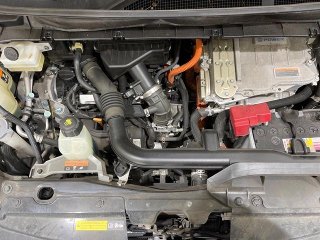 NISSAN SERENA  WG 2021 Image 31