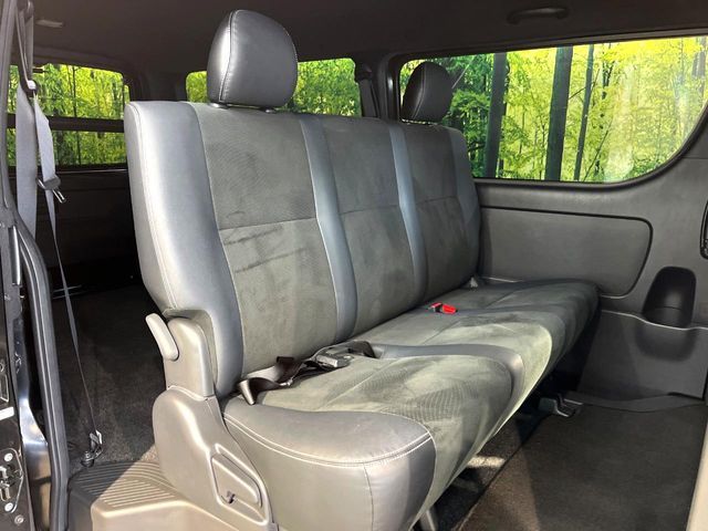 TOYOTA HIACE VAN 2WD 2021 Image 31