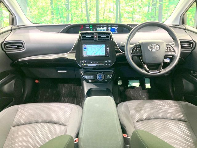 TOYOTA PRIUS 2019 Image 31