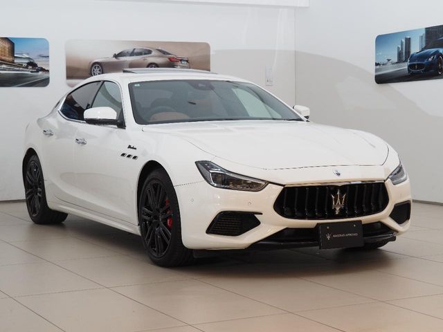 MASERATI GHIBLI SEDA 2022 Image 31