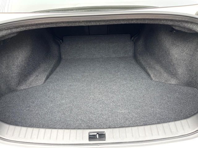 NISSAN SKYLINE 2022 Image 31