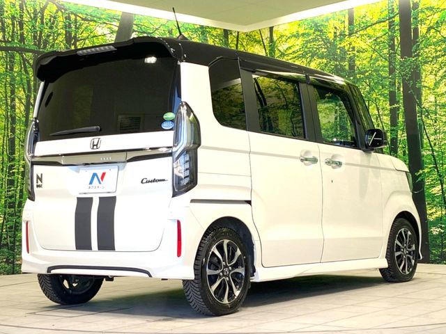 HONDA N BOX CUSTOM 2017 Image 31
