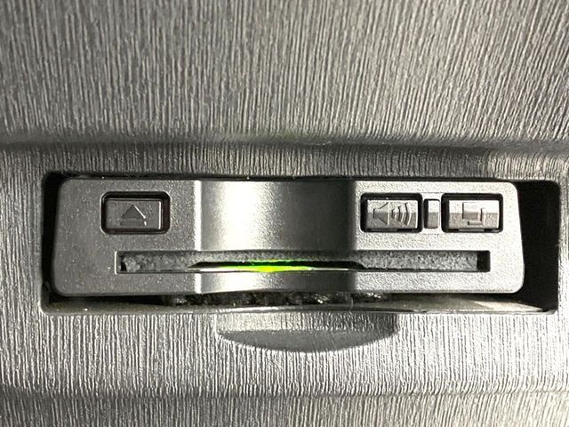 TOYOTA PRIUS 2015 Image 31