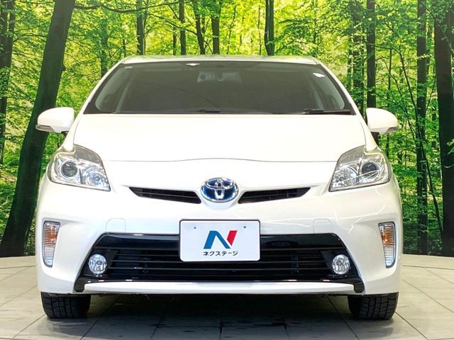 TOYOTA PRIUS 2015 Image 31