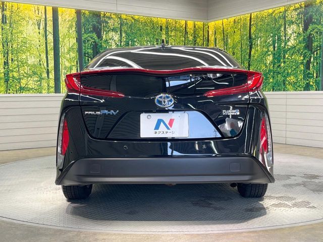 TOYOTA PRIUS PHV 2019 Image 31