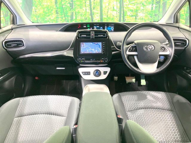 TOYOTA PRIUS 2016 Image 31