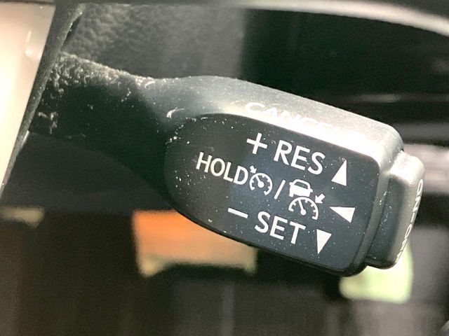 TOYOTA PRIUS 2016 Image 31