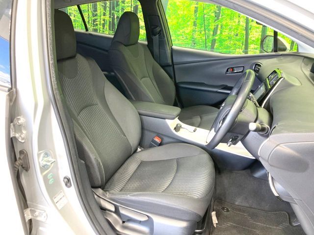 TOYOTA PRIUS 2016 Image 31