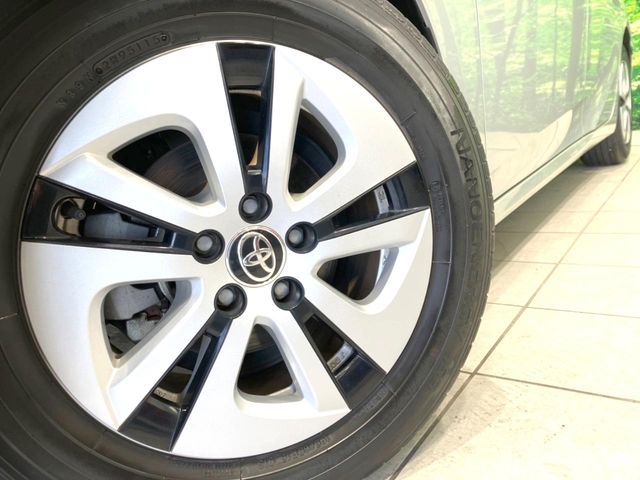 TOYOTA PRIUS 2016 Image 31