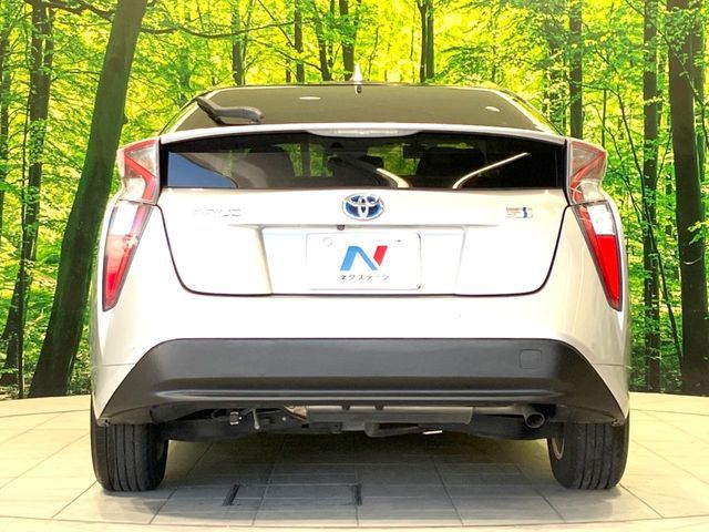 TOYOTA PRIUS 2016 Image 31