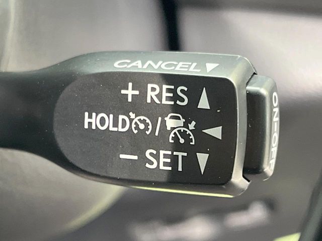 TOYOTA C-HR 2018 Image 31