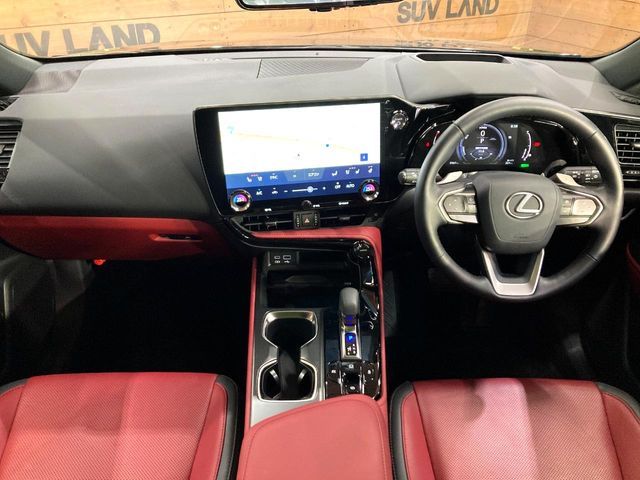 TOYOTA LEXUS NX350H 2023 Image 31