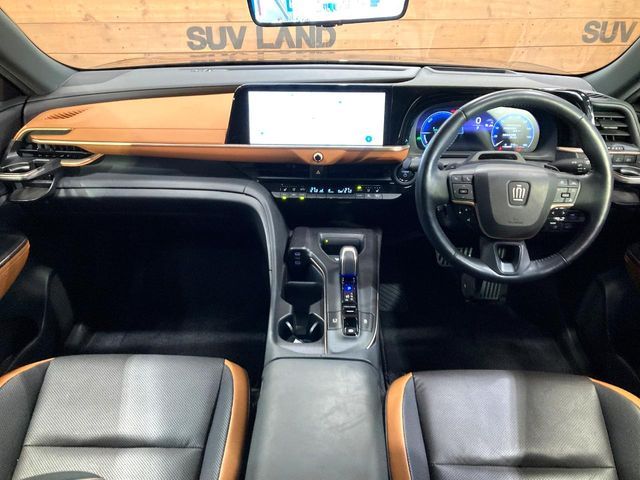 TOYOTA CROWN CROSSOVER 2022 Image 31