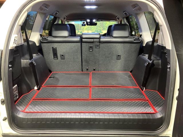 TOYOTA LANDCRUISER PRADO 2023 Image 31