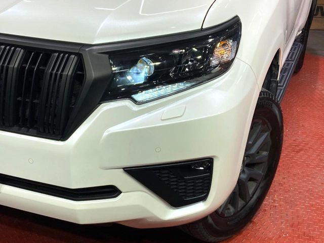 TOYOTA LANDCRUISER PRADO 2023 Image 31