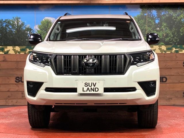 TOYOTA LANDCRUISER PRADO 2023 Image 31